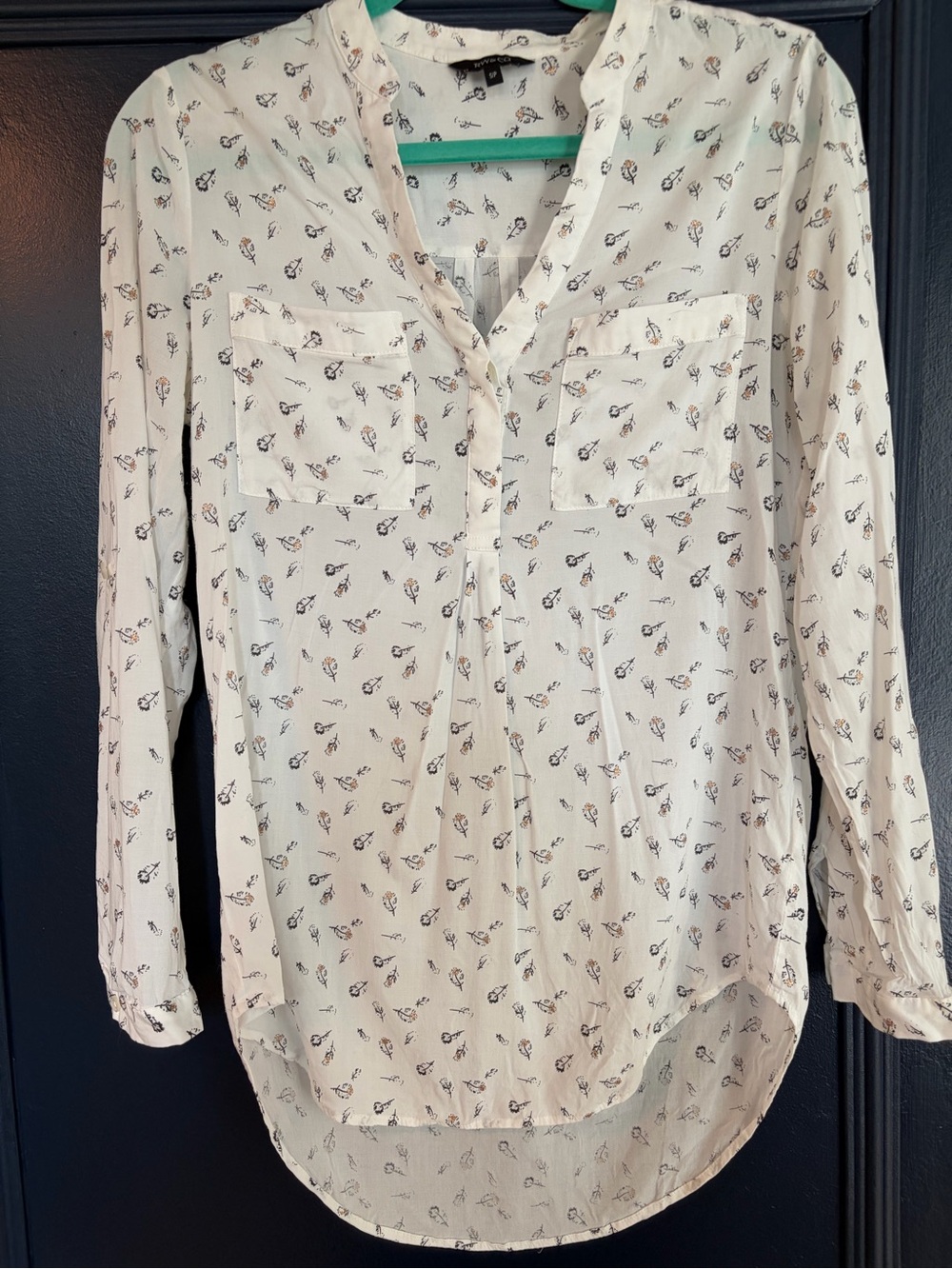 RW&CO Floral Print High Low Henley Blouse Size S